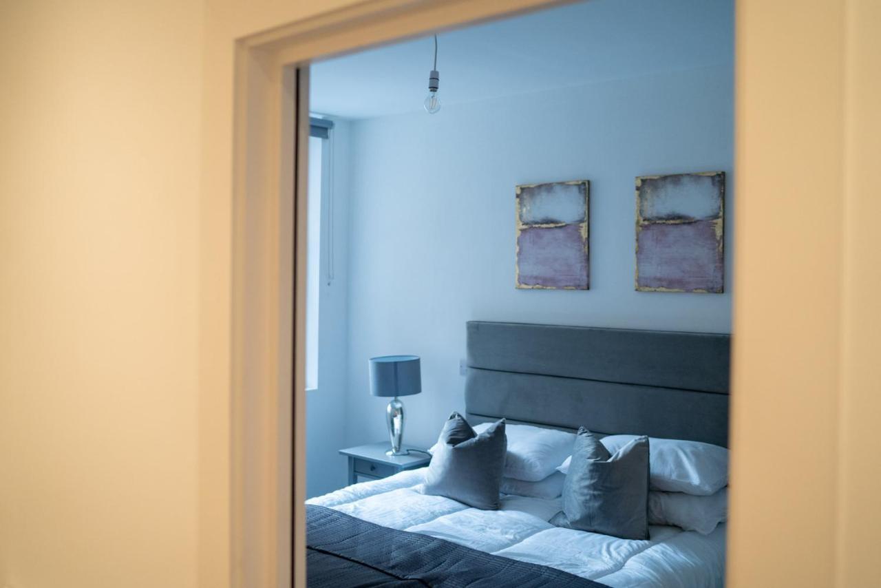 York Riverside Apartments Экстерьер фото