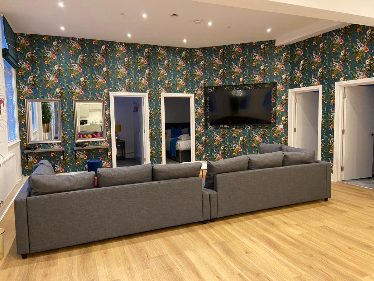 York Riverside Apartments Экстерьер фото