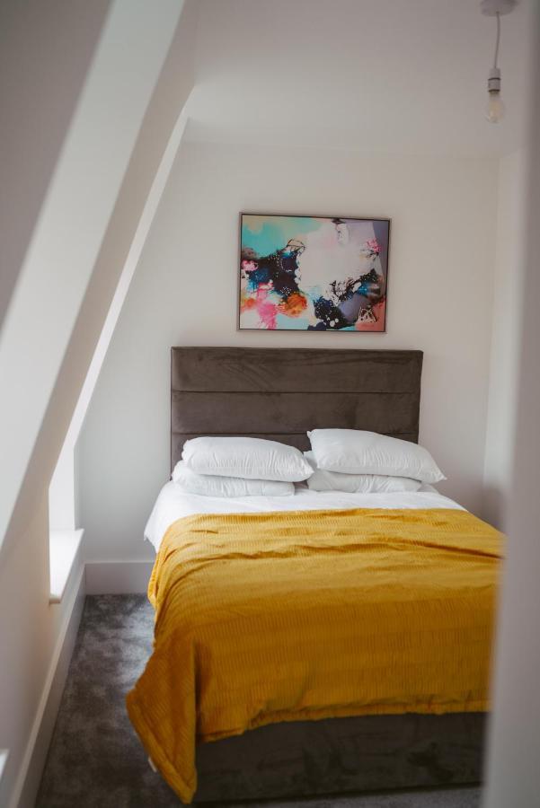 York Riverside Apartments Экстерьер фото